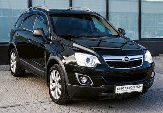 Подержанный автомобиль Opel Antara 2013 года (7 фото)