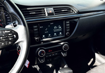 Подержанный автомобиль Kia Rio Sedan 2020 года (11 фото)