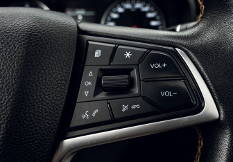 Подержанный автомобиль Москвич 3 2023 года (13 фото)