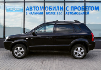 Подержанный автомобиль Hyundai Tucson 2007 года (2 фото)