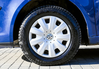 Подержанный автомобиль Volkswagen Touran 2007 года (20 фото)