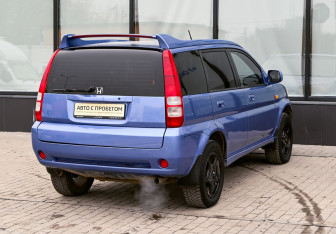 Подержанный автомобиль Honda HR-V 2002 года (5 фото)