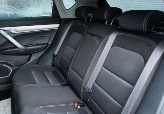 Подержанный автомобиль Geely Coolray 2021 года (19 фото)