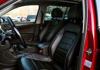 Подержанный автомобиль Volkswagen Tiguan 2018 года (16 фото)