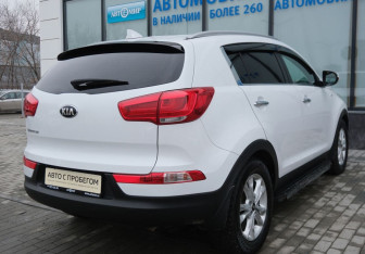 Подержанный автомобиль Kia Sportage 2015 года (5 фото)
