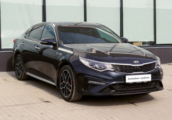Подержанный автомобиль Kia Optima Sedan 2019 года (7 фото)