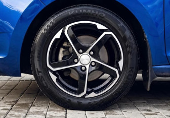 Подержанный автомобиль Skoda Rapid Liftback 2018 года (19 фото)