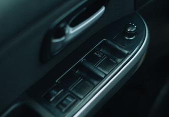 Подержанный автомобиль Suzuki Grand Vitara 2011 года (13 фото)