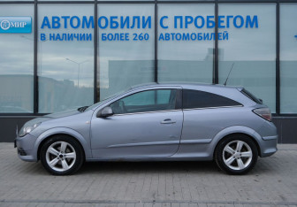 Подержанный автомобиль Opel Astra Hatchback 2008 года (2 фото)