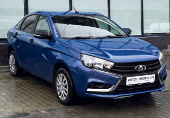 Подержанный автомобиль LADA (ВАЗ) Vesta Sedan 2018 года (7 фото)