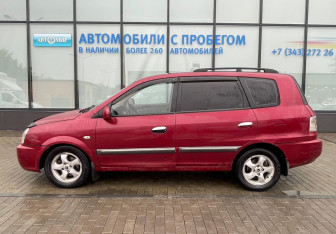 Подержанный автомобиль Kia X-Trek 2004 года (2 фото)