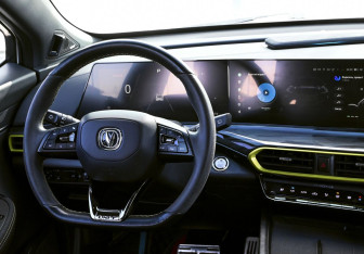 Подержанный автомобиль Changan UNI-T 2021 года (19 фото)