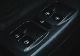 Подержанный автомобиль Skoda Octavia Liftback 2013 года (11 фото)