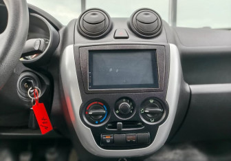 Подержанный автомобиль LADA (ВАЗ) Granta Sedan 2017 года (13 фото)