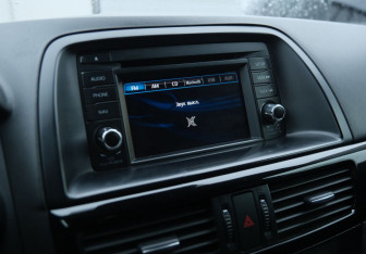 Подержанный автомобиль Mazda CX-5 2012 года (13 фото)