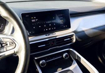 Подержанный автомобиль Geely Coolray 2023 года (11 фото)