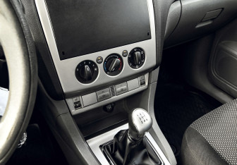 Подержанный автомобиль Ford Focus Hatchback 2011 года (9 фото)