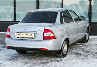 Подержанный автомобиль LADA (ВАЗ) Priora Sedan 2014 года (5 фото)
