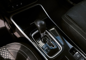 Подержанный автомобиль Mitsubishi Outlander 2020 года (11 фото)
