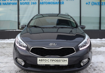 Подержанный автомобиль Kia Ceed Hatchback 2014 года (8 фото)