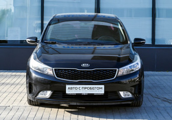 Подержанный автомобиль Kia Cerato Sedan 2019 года (8 фото)