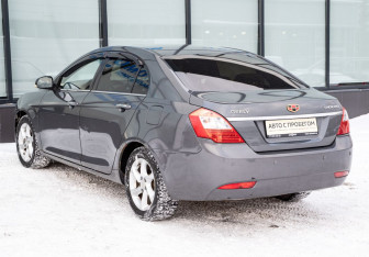 Подержанный автомобиль Geely Emgrand EC7 Sedan 2014 года (3 фото)