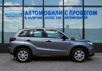 Подержанный автомобиль Suzuki Vitara 2021 года (6 фото)