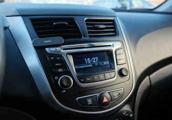 Подержанный автомобиль Hyundai Solaris Sedan 2015 года (12 фото)