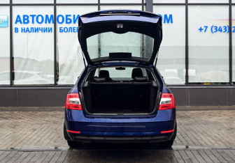 Подержанный автомобиль Skoda Octavia Liftback 2017 года (19 фото)