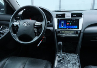 Подержанный автомобиль Toyota Camry Sedan 2007 года (11 фото)