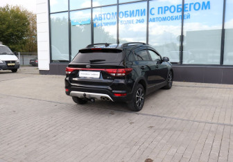 Подержанный автомобиль Kia Rio Hatchback 2017 года (5 фото)
