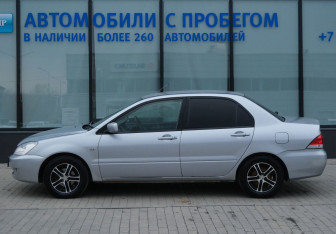 Подержанный автомобиль Mitsubishi Lancer Sedan 2006 года (2 фото)