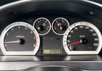 Подержанный автомобиль Chevrolet Aveo Sedan 2007 года (15 фото)