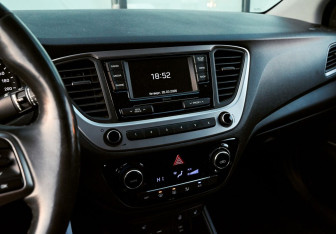 Подержанный автомобиль Hyundai Solaris Sedan 2018 года (11 фото)