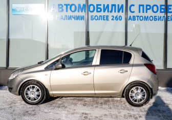 Подержанный автомобиль Opel Corsa 2008 года (2 фото)