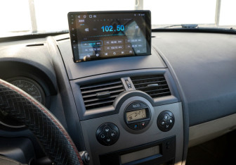 Подержанный автомобиль Renault Megane Wagon 2008 года (13 фото)