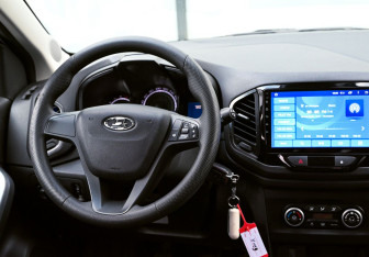 Подержанный автомобиль LADA (ВАЗ) XRAY 2017 года (19 фото)