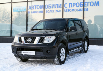 Подержанный автомобиль Nissan Pathfinder 2008 года (1 фото)