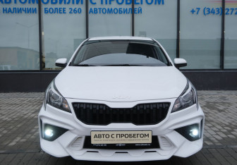 Подержанный автомобиль Kia Rio Sedan 2022 года (8 фото)