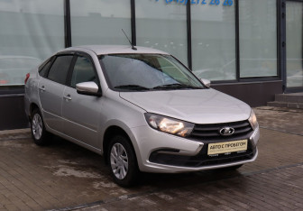 Подержанный автомобиль LADA (ВАЗ) Granta Liftback 2023 года (7 фото)