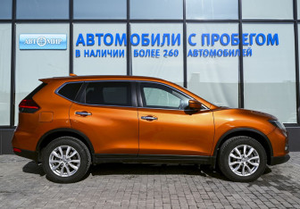 Подержанный автомобиль Nissan X-Trail 2019 года (6 фото)