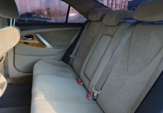 Подержанный автомобиль Toyota Camry Sedan 2007 года (17 фото)