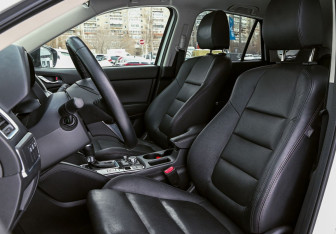 Подержанный автомобиль Mazda CX-5 2017 года (9 фото)