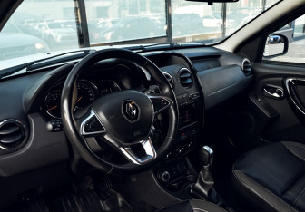 Подержанный автомобиль Renault Duster 2019 года (15 фото)