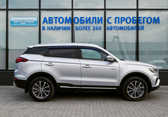 Подержанный автомобиль Geely Atlas Pro 2022 года (6 фото)