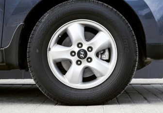 Подержанный автомобиль Hyundai ix35 2010 года (20 фото)