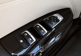 Подержанный автомобиль Kia K5 2021 года (12 фото)