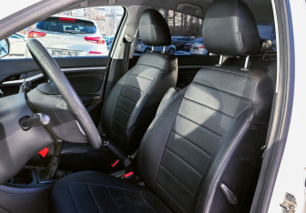 Подержанный автомобиль LADA (ВАЗ) Vesta Sedan 2016 года (9 фото)