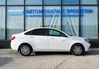 Подержанный автомобиль LADA (ВАЗ) Vesta Sedan 2021 года (6 фото)