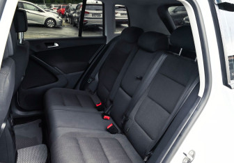 Подержанный автомобиль Volkswagen Tiguan 2014 года (11 фото)